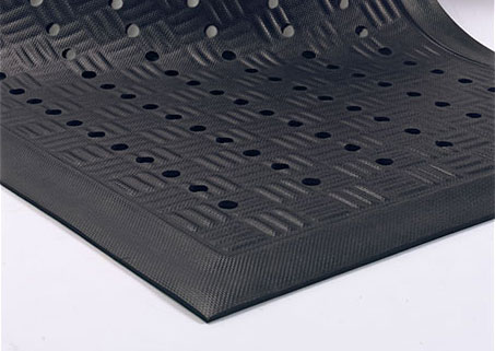 An upclose image of an anti-fatigue mat